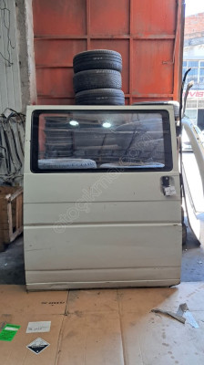 SÜRGÜLÜ KAPI SAĞ - T 4 - 7D1843108L
