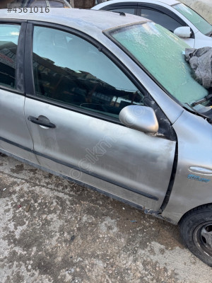 FİAT MAREA SAĞ ÖN KAPI HATASIZ GRİ