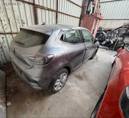 RENAULT CLİO 5 DEPO KAPAĞI ÜNALLAR OTO ÇIKMA YEDEK PARÇA