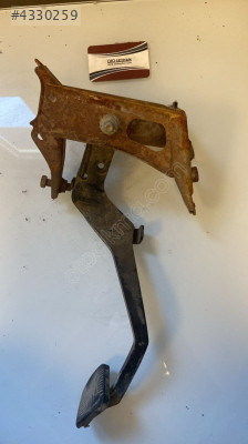 Toyota carina 1998 debriyaj pedalı