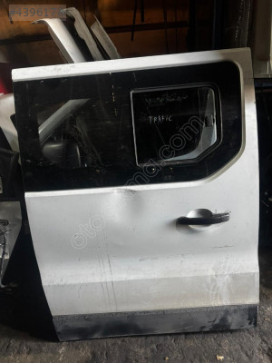 RENAULT TRAFİC SOL SÜRGÜLÜ KAPI