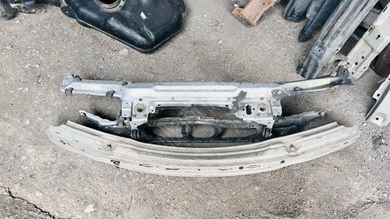 Bmw e46 ön tampon demiri ve ön panel