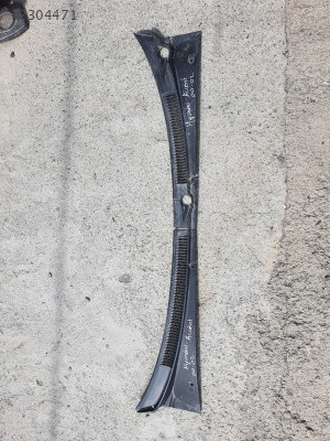 HYUNDAİ ACCENT CAM ÖNÜ IZGARASI