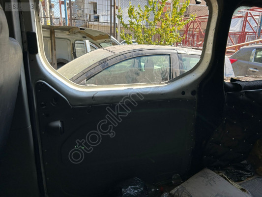 RENAULT TRAFİC OPEL VİVARO 1.9 2005 SAĞ SÜRGÜLÜ KAPI İÇ DÖŞEMESİ