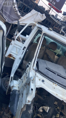 FORD TRANSİT SAĞ ŞASİ KONUK OTO