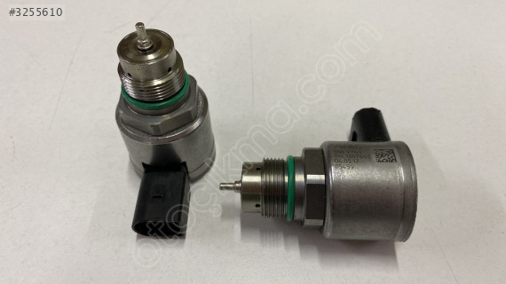 04L130764C Golf7 Polo Amarok A3  YAKIT BASINC REGULATORU