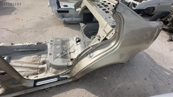 VOLKSWAGEN BORA KOMPLE ARKA
