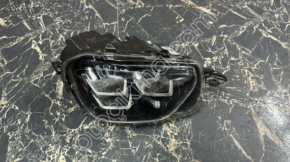 Citroen C3 Modeli İçin Letli Sağ Ön Far Parçası