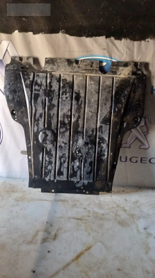 Renault Clio4 motor alt muhafaza orijinal hatasız