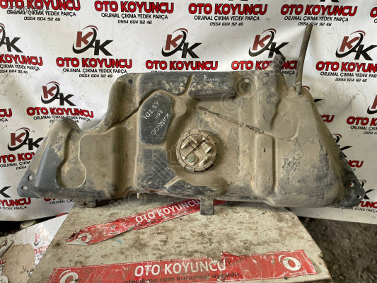 Renault Kangoo yakıt deposu orijinal çıkma