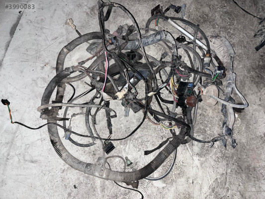 RENAULT R19 1.6 8V ALİZE MOTOR TESİSATI