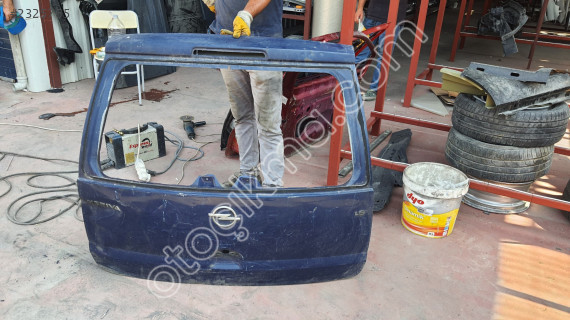 Opel meriva arka bagaj  sefalılar oto cıkma