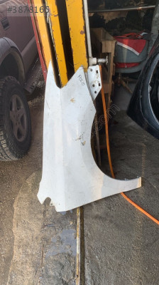 Volkswagen Polo Sağ Ön Çıkma Çamurluk İlanı