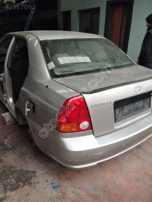 Hyundai accent admire kapı kupa marşbiyel kaput çamurluk