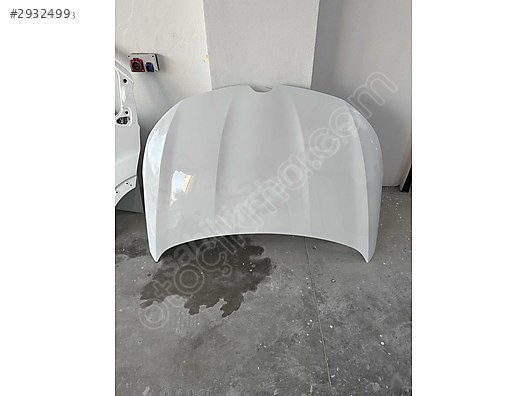 Megane 4 Orjinal motor kaputu beyaz