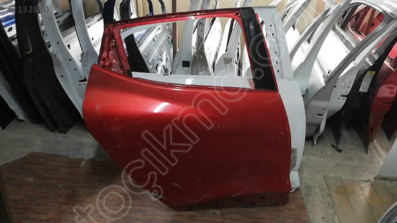 RENAULT CLİO 4 SAĞ ARKA KAPI