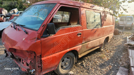 Hyundai h100 minübüs sol ön kapı