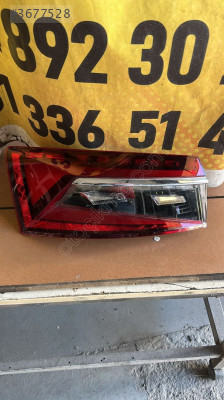 SKODA SÜPER B SOL STOP 3V5945207C