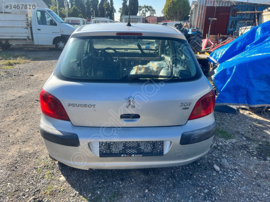 Peugeot 307 arka bagaj kapağı