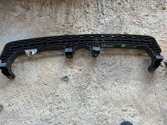 VOLKSWAGEN PASSAT B7 ÖN TAMPON ORTA BRAKET 3AA807571