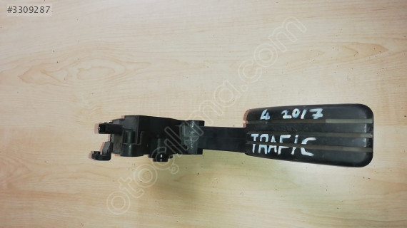 renault trafic 2017 1.6 gaz pedalı (son fiyat)