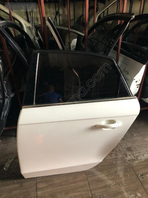 ÇIKMA AUDİ A4 SOL ARKA KAPI
