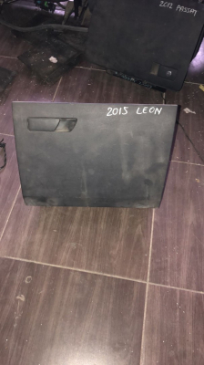 ÇIKMA SEAT LEON TORPİDO KAPAĞI
