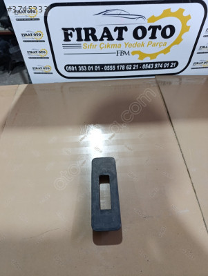 2K0883087B VW CADDY 2008 ARKA KOLTUK BAĞLANTI KAPLAMASI