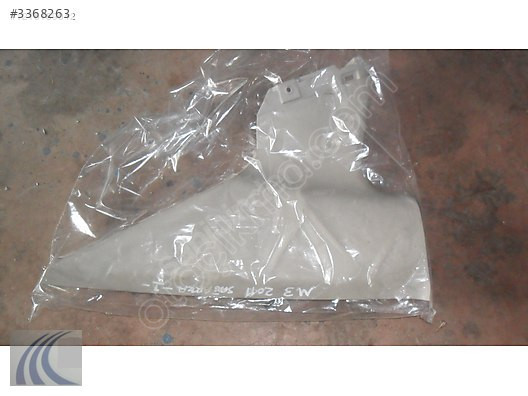 MAZDA 3 2010 ÇIKMA SAĞ ARKA ÜST DİREK PLASTİĞİ