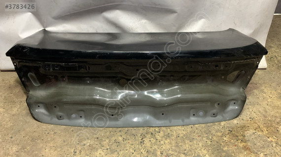 Renault Megane 4  Bagaj Kapağı Çıkma Orjinal