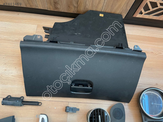 Orjinal Çıkma Peugeot 308 T7 Torpido Kapağı - PEJO Parç