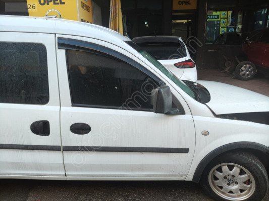 2002 - 2012 Opel Combo C Çıkma Sağ Ön Kapı - GM