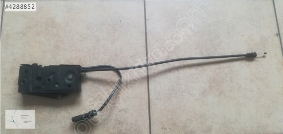 VOLVO XC60 KAPUT KİLİTİ