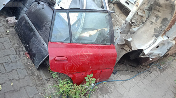 kia rio sağ arka kapı hecbek