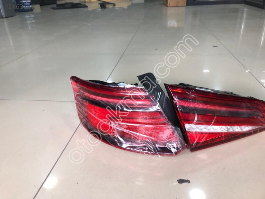AUDİ A3 SOL İÇ-DIŞ STOP SIFIR 2SV012837-09
