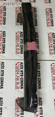AUDİ A1 ARKA TAMPON DEMİRİ ORJİNAL ÇIKMA
