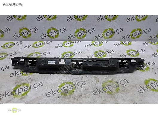 BMW 7 SERİSİ 2023 2025 G70 ARKA TAMPON BRAKETİ 51129464128