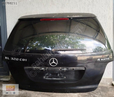 MERCEDES ML 320 CDİ BAGAJ KAPAĞI HATASIZ ÇIKMA EGE OTOMOTİV