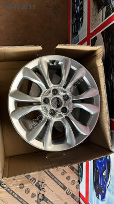 ORJİNAL SIFIR FİAT 500X MODELİ İÇİN ÇELİK JANT