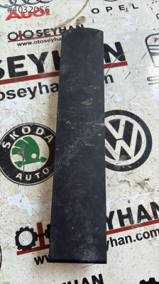 55354891 opel astra j 1.6 benzinli ateşleme bobini üst kapağı
