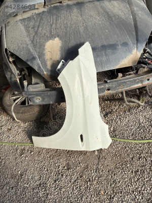 EGEA SOL ÖN ÇAMURLUK HATASIZ BOYASIZ