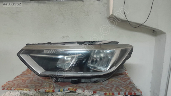 Volkswagen Passat b8  sol ön far çıkma