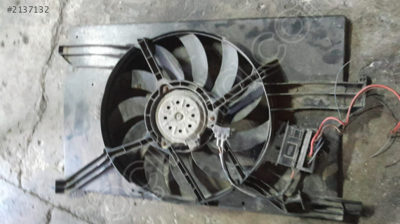 Fiat 500 1.2 benzinli fan motoru davlunbaz çıkma