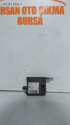 981537110 Ford C-Max 1.6 TDCi 16V sağ arka kapı cam modülü