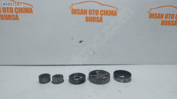 Renault 1.9 motor üst kapak ve eksantrik mili sökme