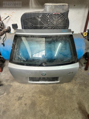 SKODA FABİA  ÇIKMA BAGAJ KAPAĞI