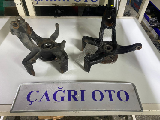 2Q0407256 AD POLO TAİGO T-CROSS SAĞ TAŞIYICI ORJİNAL