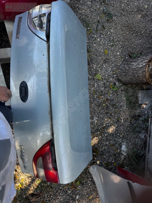 Megane 1 Bagaj Kapağı Boş Orjinal