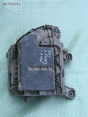 Peugeot 301 Hava Filtre Kutusu