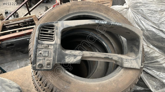 Nissan Primera Gösterge Çerçevesi